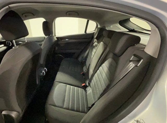 ALFA ROMEO Stelvio usata, con Controllo trazione
