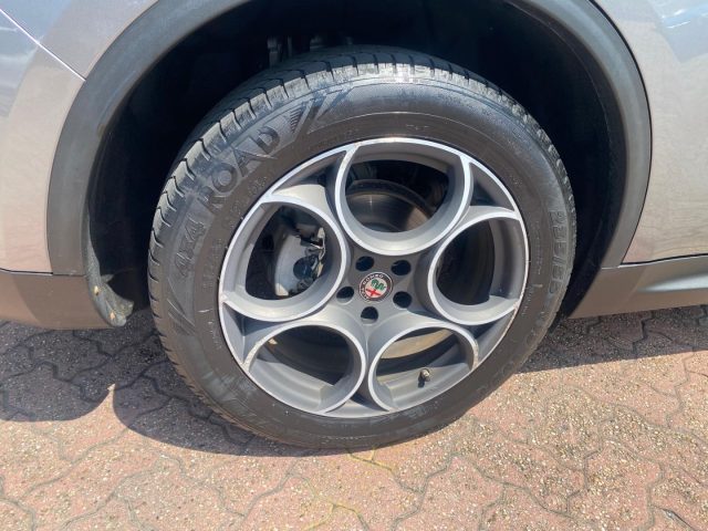 ALFA ROMEO Stelvio usata, con Alzacristalli elettrici