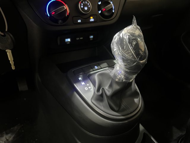 HYUNDAI i10 usata, con Sensore di luce