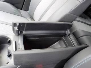 PEUGEOT 3008 usata, con Sedile posteriore sdoppiato