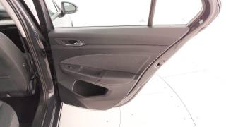 VOLKSWAGEN Golf usata, con Airbag testa
