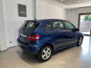 MERCEDES-BENZ B 180 usata, con Airbag Passeggero