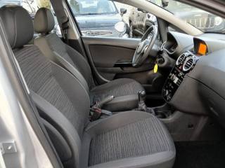 OPEL Corsa usata, con Servosterzo