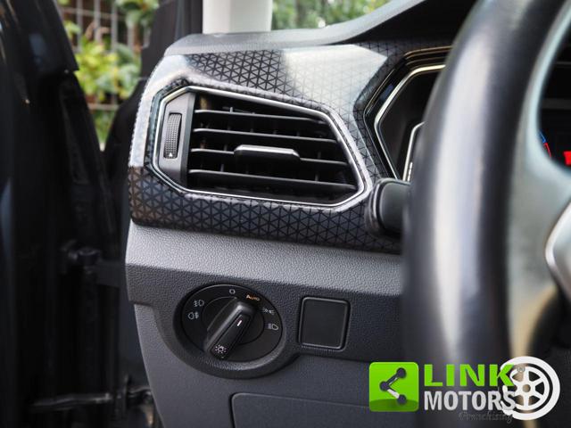 VOLKSWAGEN T-Cross usata 44