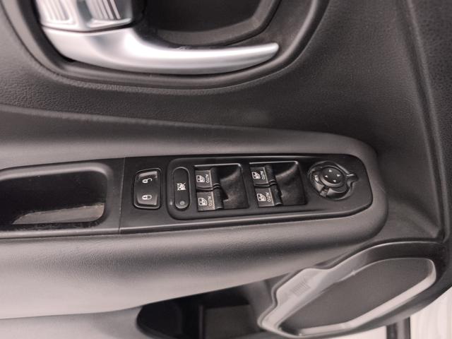 JEEP Renegade usata, con USB