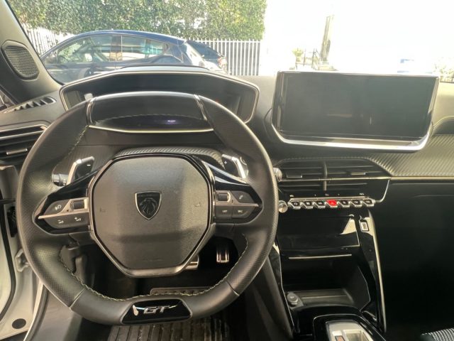 PEUGEOT 2008 usata, con Servosterzo