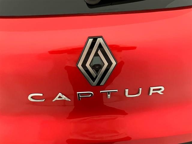 RENAULT Captur usata 25