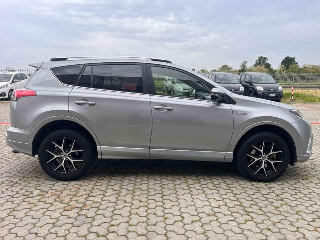 TOYOTA RAV 4 MY23 usata, con Controllo automatico clima