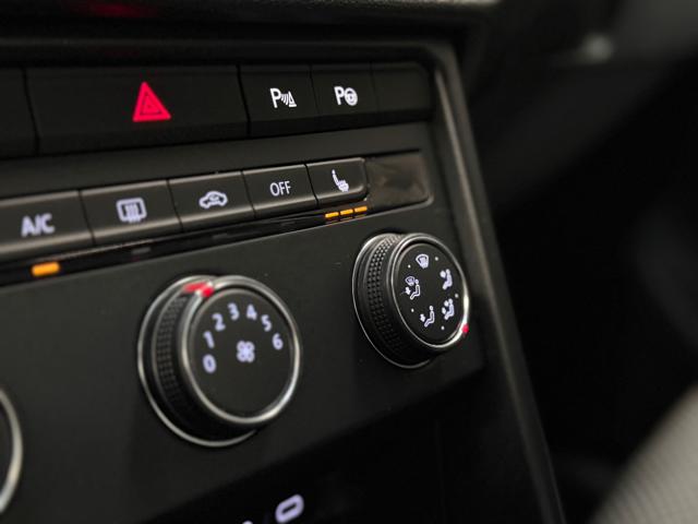 VOLKSWAGEN T-Roc usata, con Controllo vocale