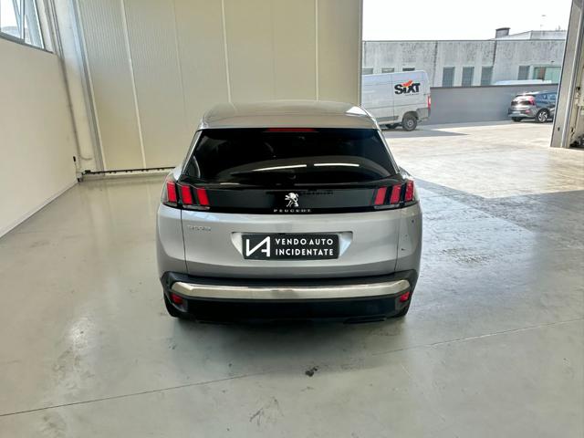 PEUGEOT 3008 usata, con Autoradio