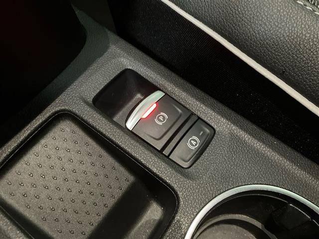 RENAULT Captur usata 21