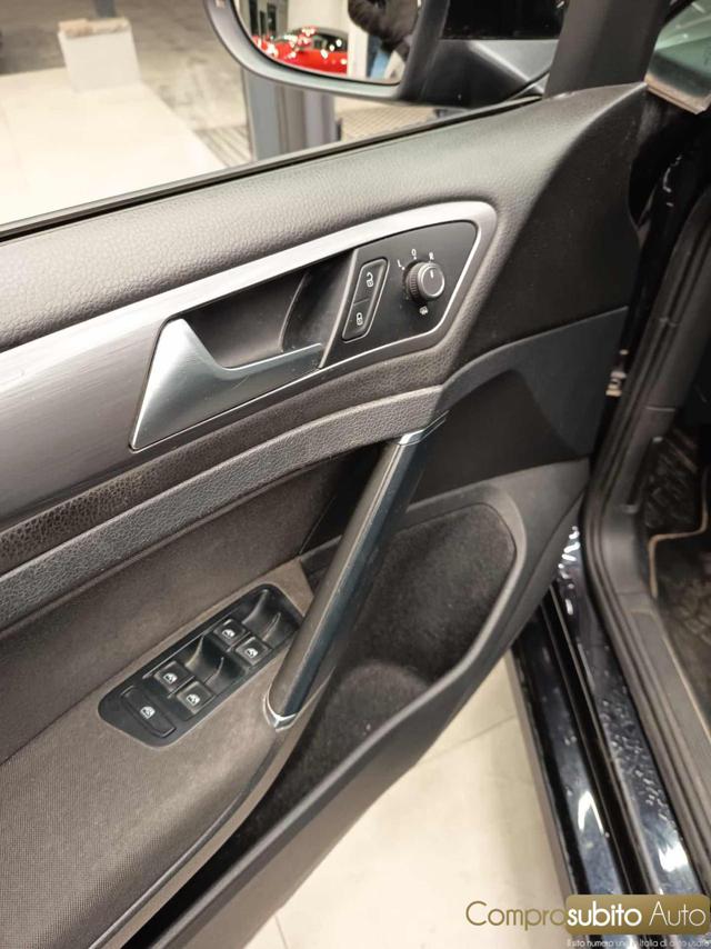 VOLKSWAGEN Golf usata 25