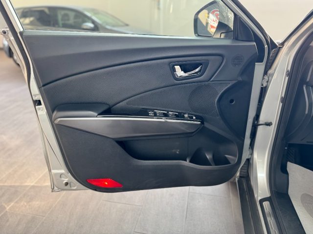 SSANGYONG Tivoli usata, con Controllo trazione