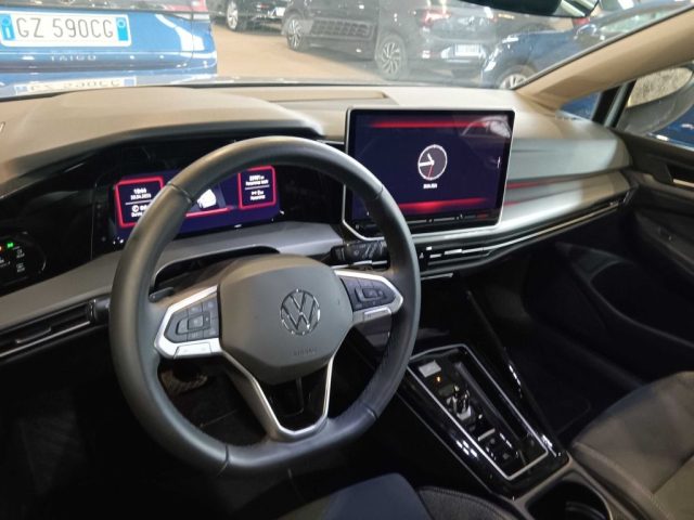 VOLKSWAGEN Golf usata, con Autoradio