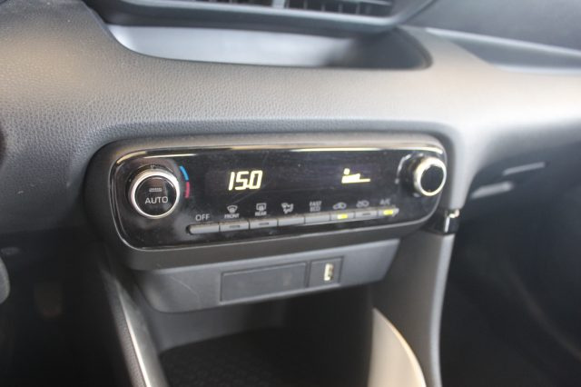 TOYOTA Yaris usata, con Sensore di luce