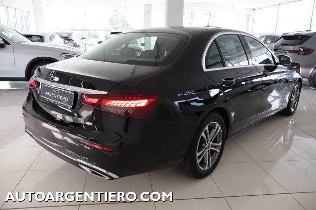 MERCEDES-BENZ E 200 usata, con Sound system