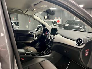 MERCEDES-BENZ B 200 usata, con Controllo automatico clima