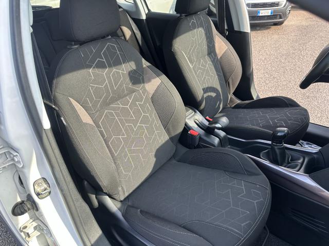 PEUGEOT 2008 usata, con Sedile posteriore sdoppiato