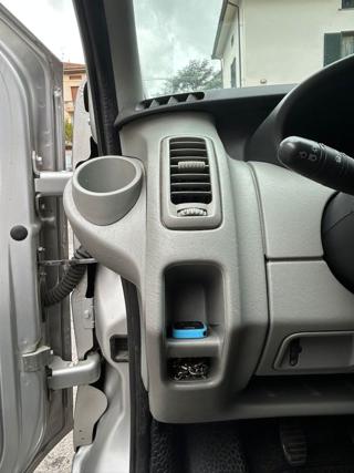RENAULT Trafic usata 12