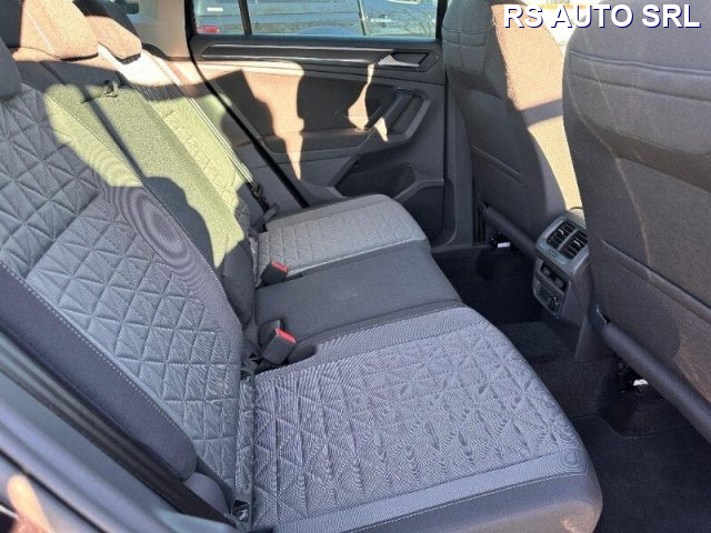 VOLKSWAGEN Tiguan usata, con Airbag laterali