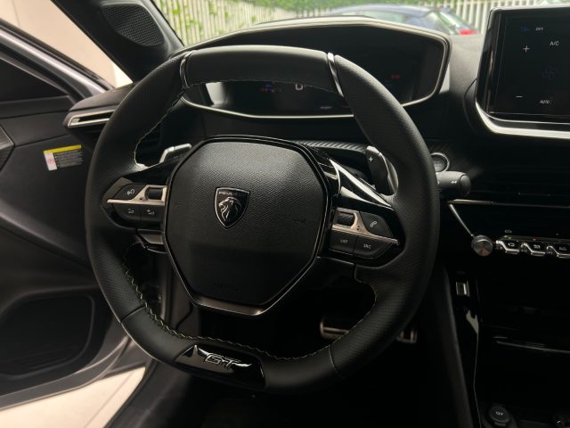 PEUGEOT 208 usata, con Sensore di luce