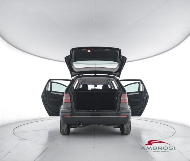 MERCEDES-BENZ B 180 usata 6