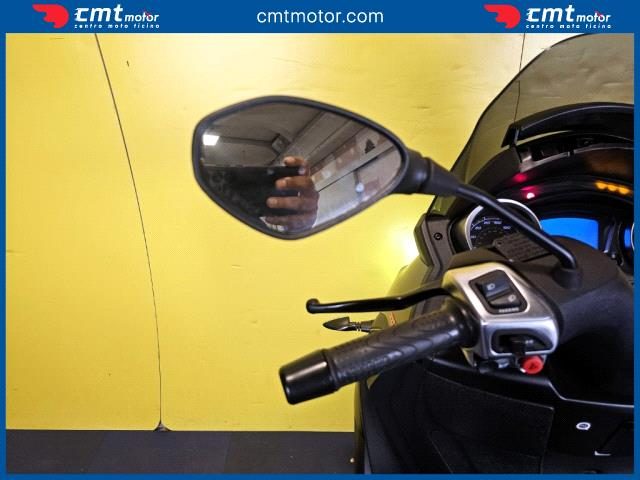 PIAGGIO MP3 usata 10