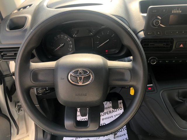 TOYOTA Proace City usata, con Bluetooth