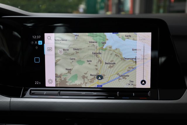 VOLKSWAGEN Golf usata, con Riconoscimento dei segnali stradali