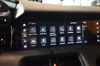 PORSCHE Taycan usata 52