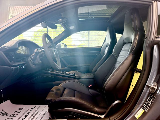 PORSCHE 992 usata, con Boardcomputer