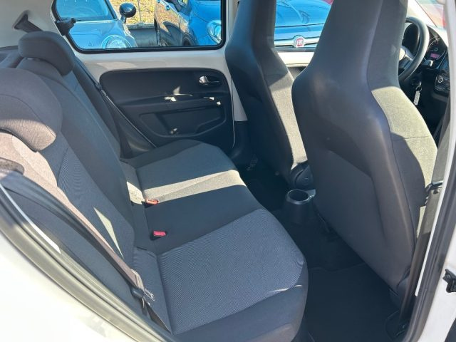 VOLKSWAGEN up! usata 18