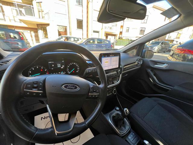 FORD Fiesta usata, con Fari LED