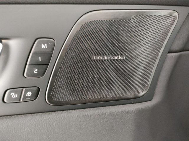 VOLVO XC60 usata, con Vetri oscurati