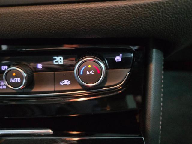 OPEL Grandland usata, con Autoradio