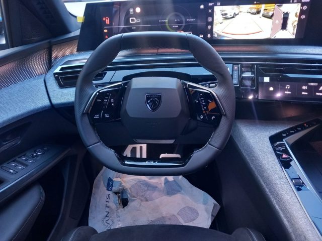PEUGEOT 5008 usata, con Frenata d