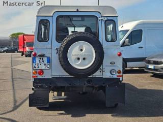 LAND ROVER Defender usata 7