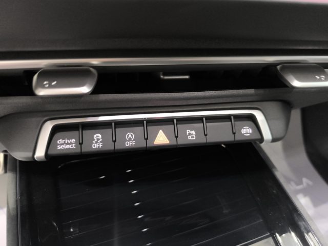 AUDI Q3 usata, con Fendinebbia