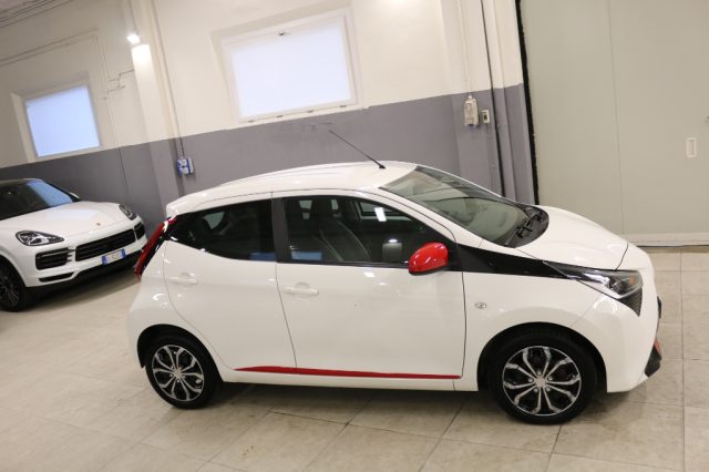 TOYOTA Aygo usata, con ESP