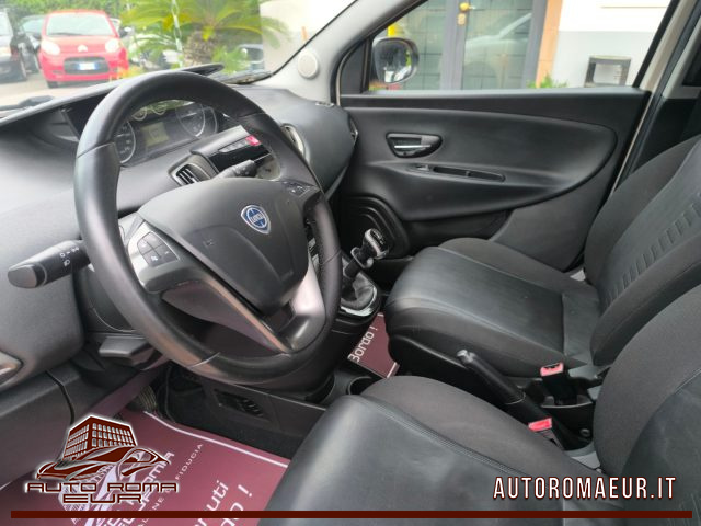LANCIA Ypsilon usata, con Controllo trazione