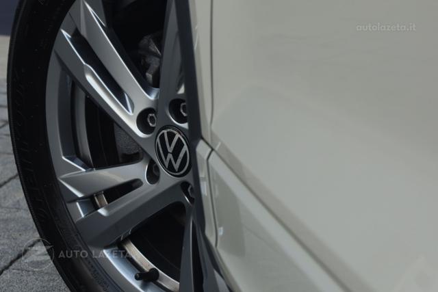 VOLKSWAGEN T-Roc usata, con Tetto panorama