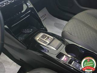 PEUGEOT 2008 usata, con Vetri oscurati