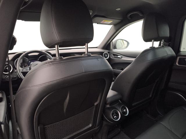 ALFA ROMEO Stelvio usata, con Volante in pelle