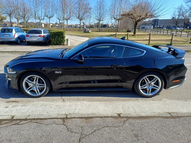 FORD Mustang usata, con Autoradio