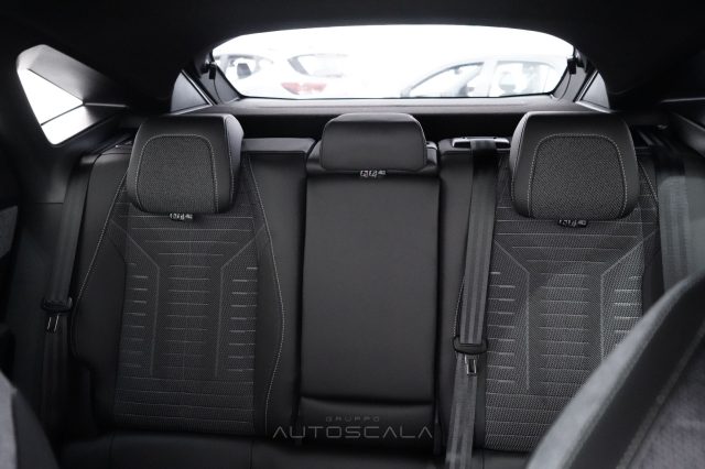 PEUGEOT 3008 usata, con Bracciolo