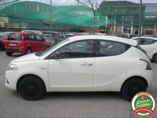 LANCIA Ypsilon usata, con Chiusura centralizzata