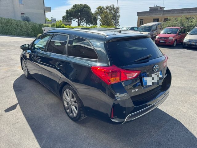 TOYOTA Auris Touring Sports usata, con Cerchi in lega