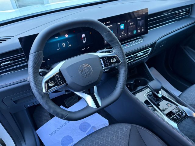 MG HS usata, con Fendinebbia