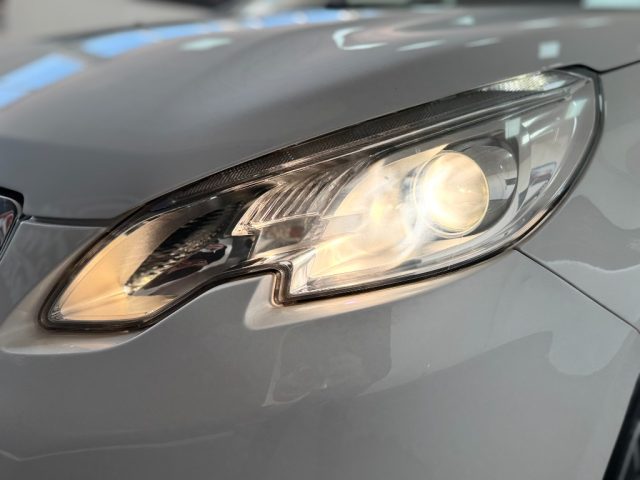 PEUGEOT 2008 usata 36