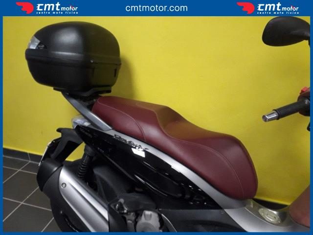 PIAGGIO Beverly 350 usata 8